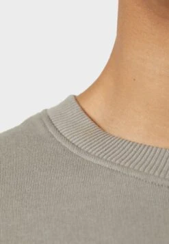 Han Kjøbenhavn Artwork Regular Crewneck - Sweater - Grey -Schoenen Winkel 067c62f031bc45cb822a1f39abfd56d6