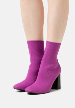 Bianco Biaellie Boot - Korte Laarzen - Fuchsia