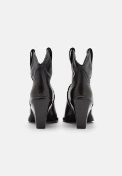 Bronx New Kole - Cowboy-/Bikerlaarsjes - Black -Schoenen Winkel 25df9ffe42e44ec9aa6e4e4c72736725