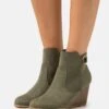 Anna Field Enkellaarsjes Met Sleehak - Khaki 1 Anna Field Enkellaarsjes Met Sleehak - Khaki -Schoenen Winkel 278f3d298b74440d90215e2a1951f704