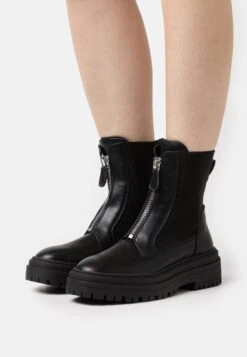 Marks & Spencer Enkellaarsjes Met Plateauzool - Black