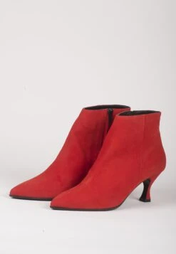 Susanna - Korte Laarzen - Rosso -Schoenen Winkel ace1acded7134778bb2ad976ea6566b6