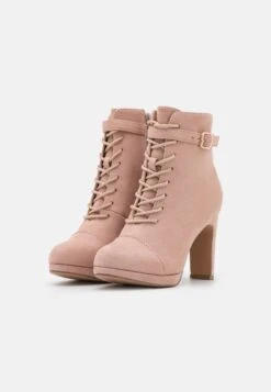 Veterboots - Light Pink -Schoenen Winkel e39d8d69e2a440b58a88a3f6a8248885