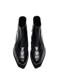 Nuro - Korte Laarzen - Black -Schoenen Winkel 1089ae0b47894da685de7cb18d02d0c0