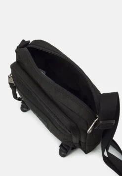 Calvin Klein Jeans Sport Essentials Camera Bag Unisex - Schoudertas - Black 8 Calvin Klein Jeans Sport Essentials Camera Bag Unisex - Schoudertas - Black -Schoenen Winkel 16910aa9253d41f2a6fbff768c2d9d3f
