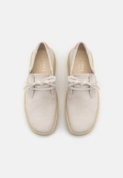 Clarks Originals Ashcott Cup - Sportieve Veterschoenen - Off White 11 Clarks Originals Ashcott Cup - Sportieve Veterschoenen - Off White -Schoenen Winkel 70df4b6a95c848e480e3cbd594e5a471