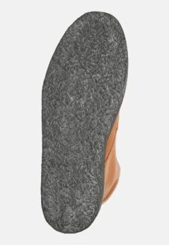 Barney Pdb - Veterboots - Cognac -Schoenen Winkel b3d28b89d7cf4bc6af4482512b281b31