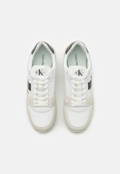 Calvin Klein Jeans Toothy Run Laceup- Sneakers Laag - Bright White/Creamy White/Black 11 Calvin Klein Jeans Toothy Run Laceup- Sneakers Laag - Bright White/Creamy White/Black -Schoenen Winkel c5842e85d58f40e29efbc69b2a4ec529