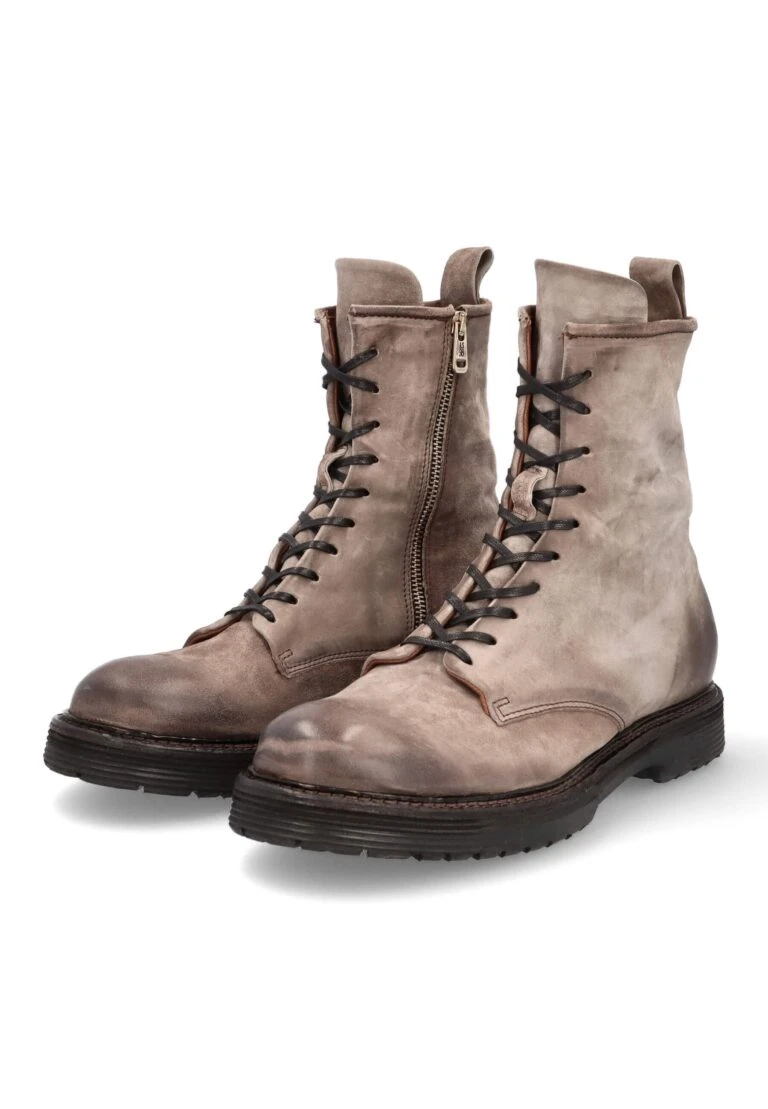 Schoenen Winkel 45 Schoenen Winkel -Schoenen Winkel c7dae79c19d345668a72d96605f4237a 768x1109 1