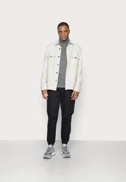 Jack & Jones Jjeemil Roll Neck - Trui - Sedona Sage -Schoenen Winkel f4ac9438acef4d409815def9b321bbe6